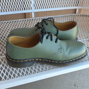 NEW Dr. Martens Green Leather Shoes